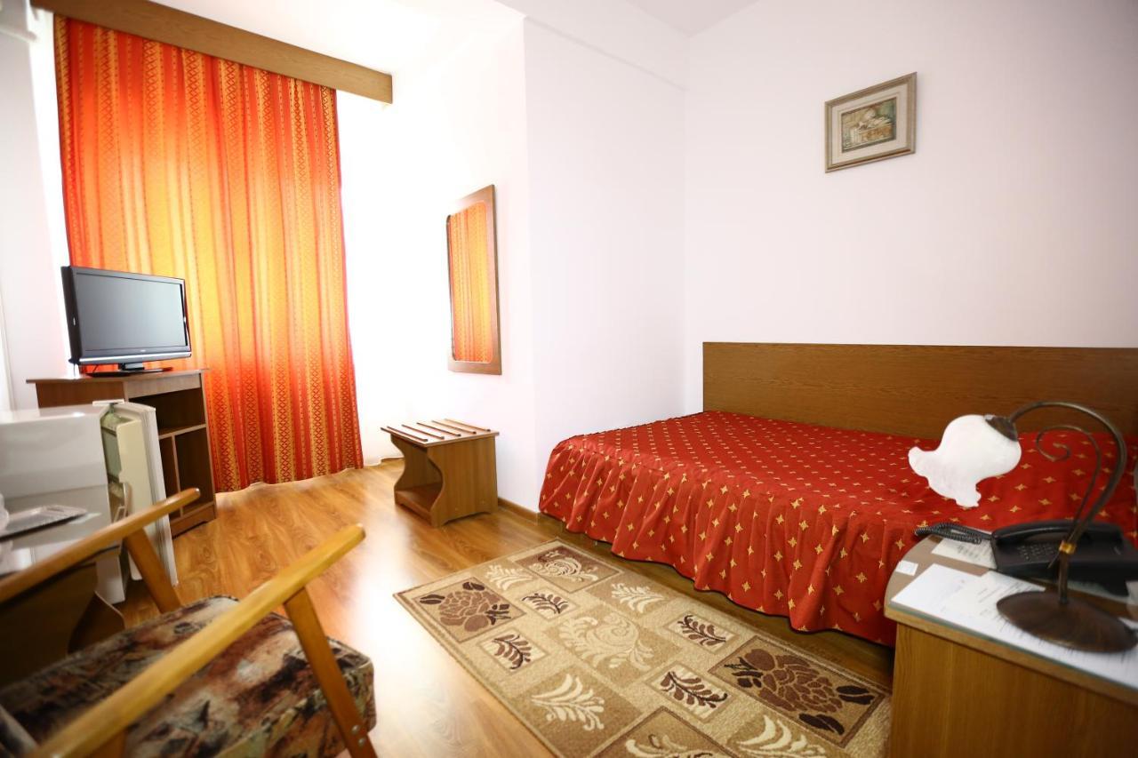 Hotel Moldova Bîrlad Dış mekan fotoğraf